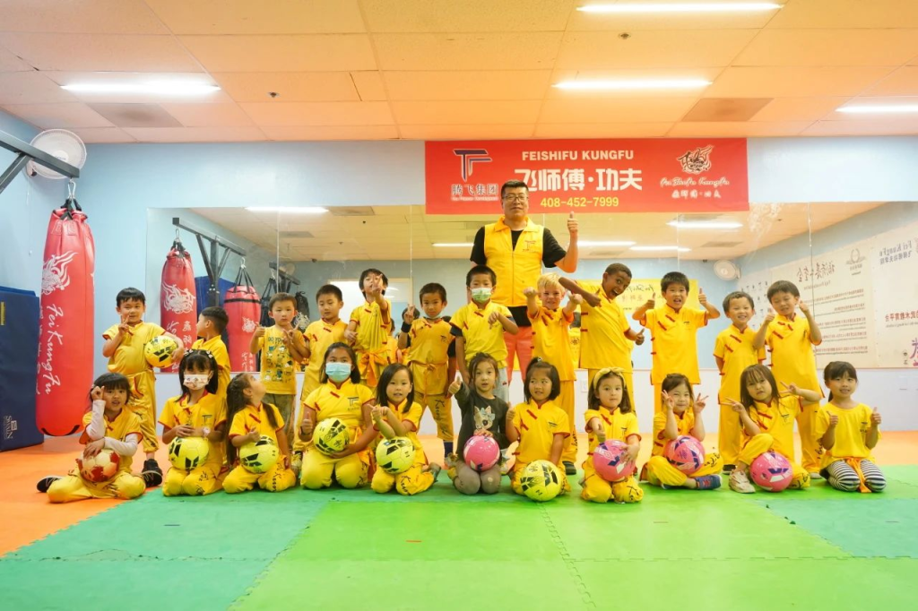 20231110040547786image 飞腾双语学校Feiteng After School 图片3 湾区足球爱好者福利来袭特邀王广宁等著名教练授课各年龄段均可参与 飞腾双语学校 Feiteng After School 飞腾双语学校 Feiteng After School
